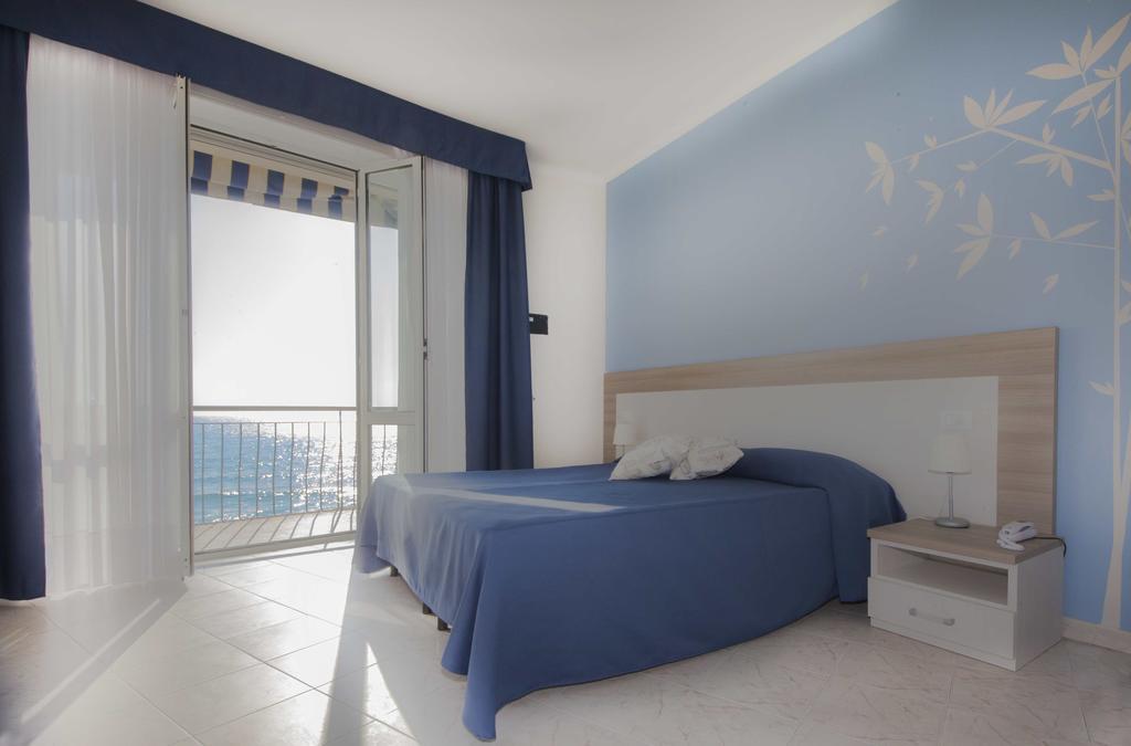 Hotel Bel Sit Alassio Chambre photo